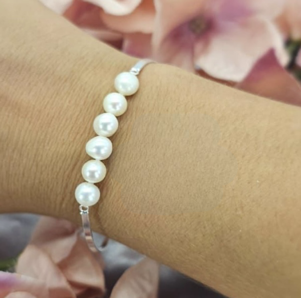 7 Mm Freshwater Pearls Bracelet With Sterling Silver Setting And Clasp - Terciany 