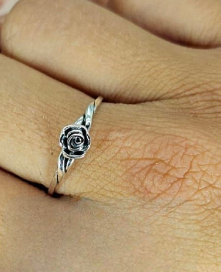 Sterling silver rose ring