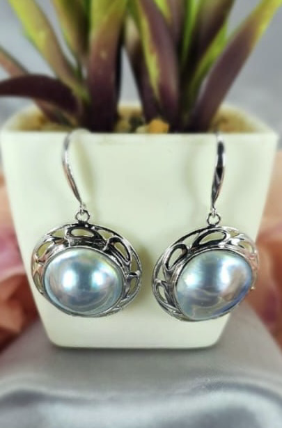 Stunning 15mm grey/blue Blister Mabe Pearl earrings