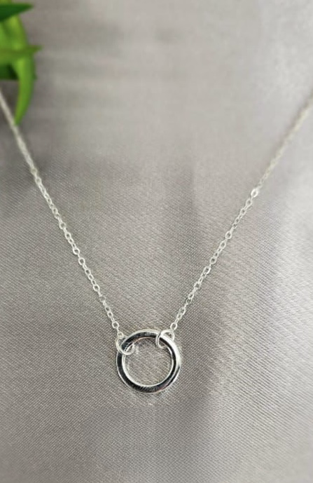 Necklace with circle centre