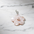 Mother Of Pearl Flower Pendant - Terciany 