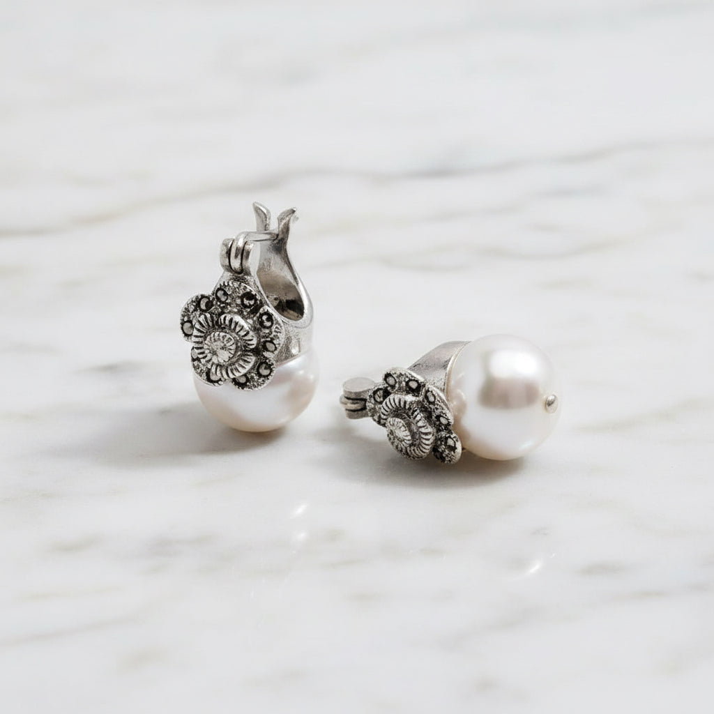 Antique Looking Sterling Silver Earring With Flower Detail And Beautiful Freshwater Pearl