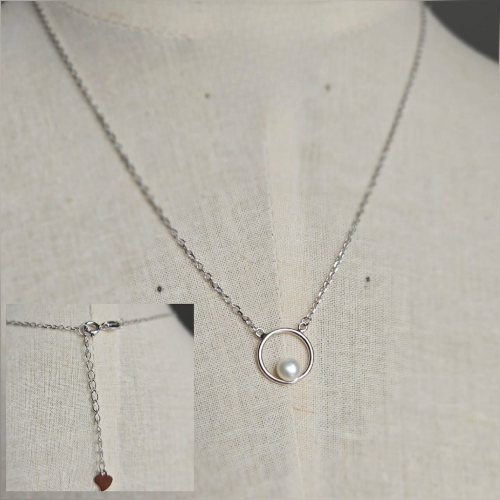 Sterling Silver Necklace With Round Circle Detail And Freshwater Pearl