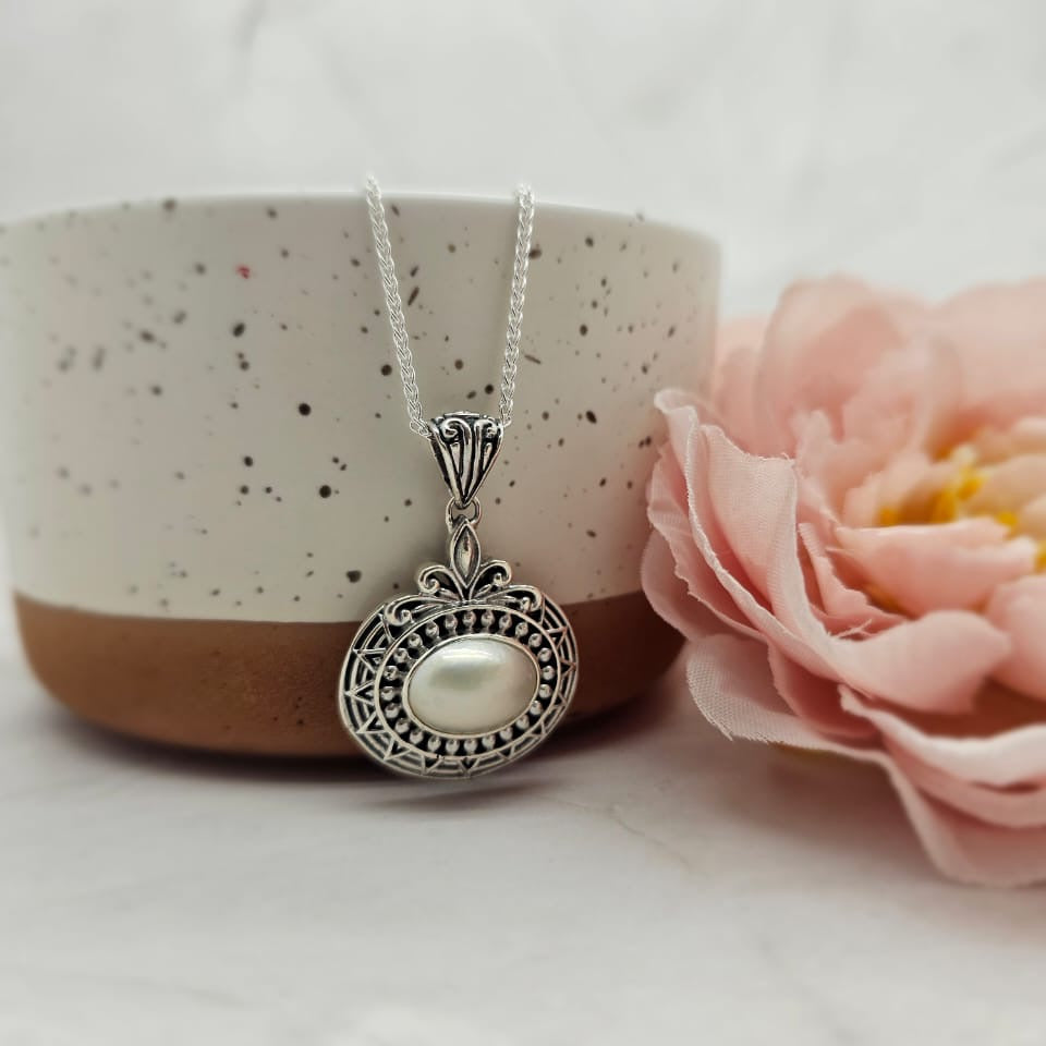 25X30Mm Oval Mabe Pearl Pendant