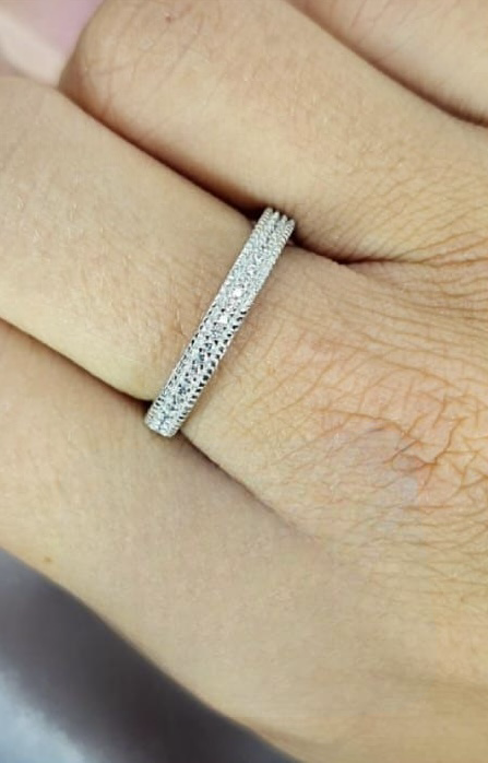 Cubic zirconia Eternity Band with cubic zirconia detail