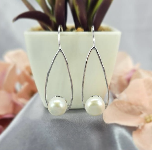 Open Oval Drop Earrings