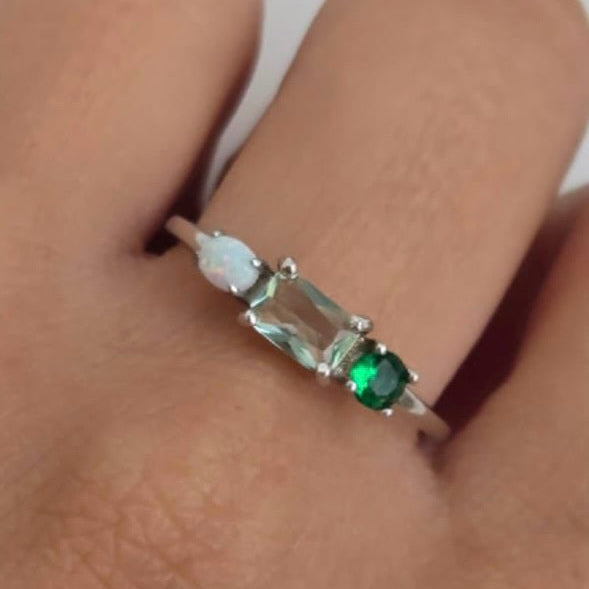 Shades of green ring