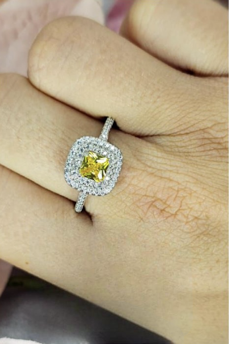 Sterling silver square ring with yellow cubic zirconia centre