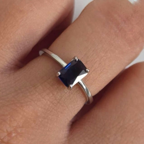 Blue stone ring