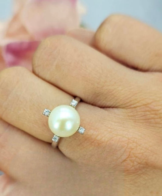 Adjustable freshwater pearl ring