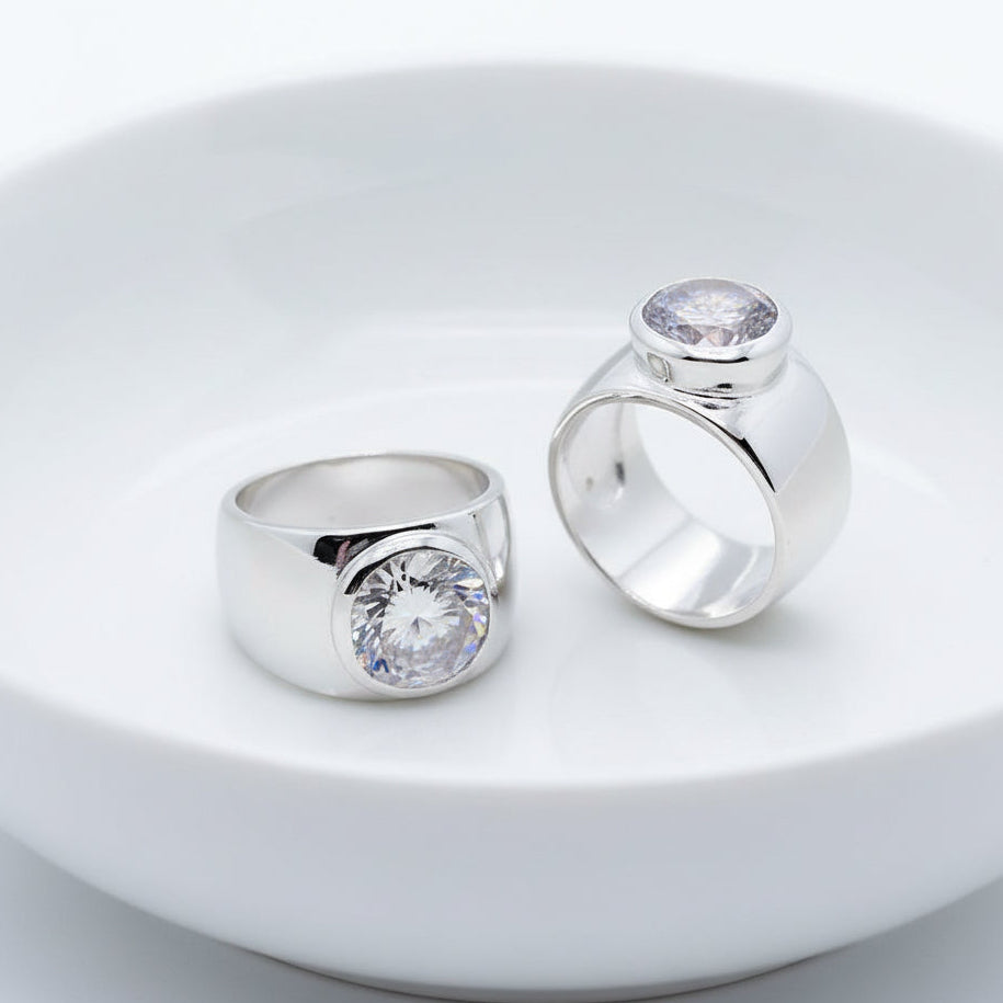 Stunning Smooth Line Statement Ring With Large Cubic Zirconia
