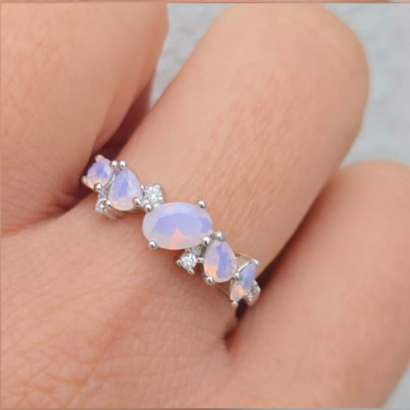 Pretty Shades of pink ring