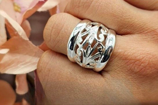 Awesome Bulky sterling silver filigree ring