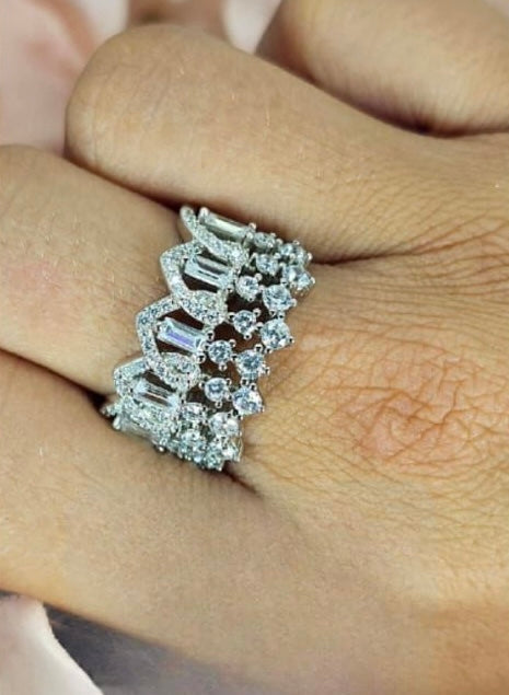 Stunning crown statement ring