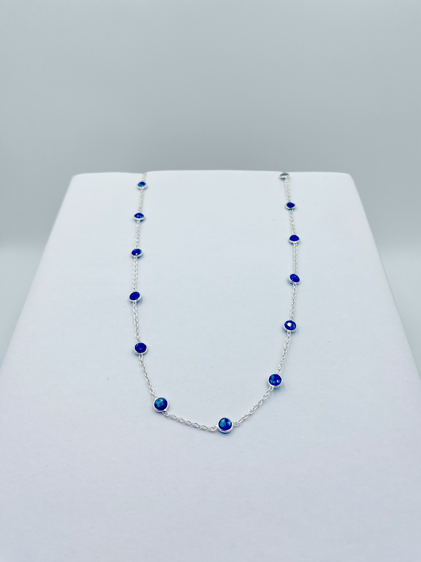 Stunning Blue Sapphire semi Precious stone necklace