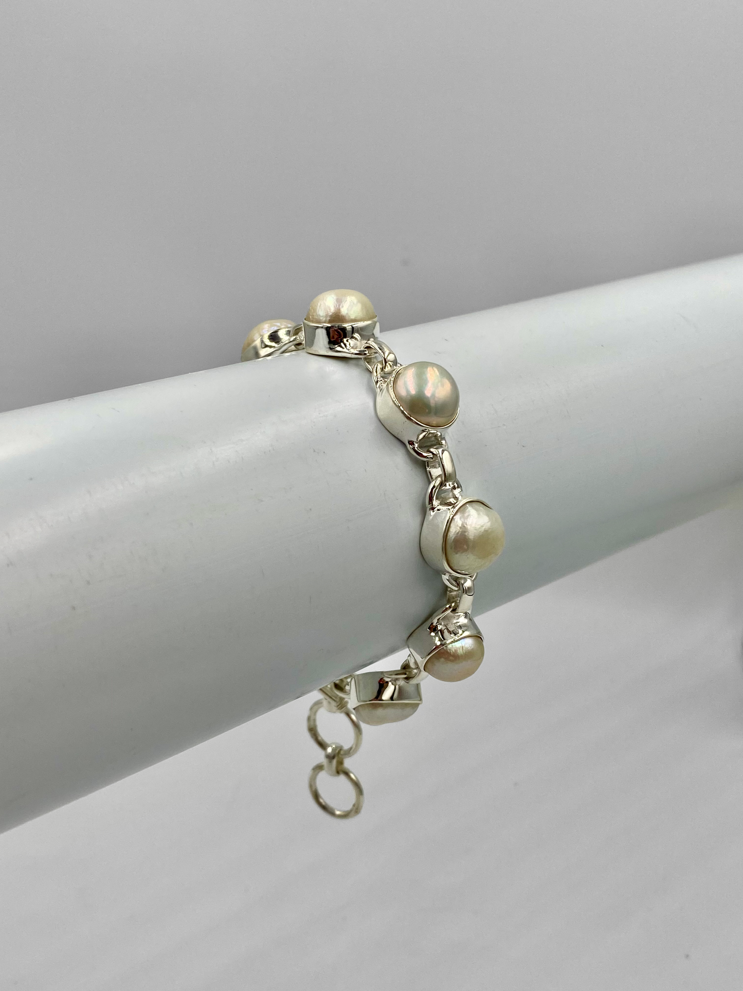 Stunning pearl bracelet