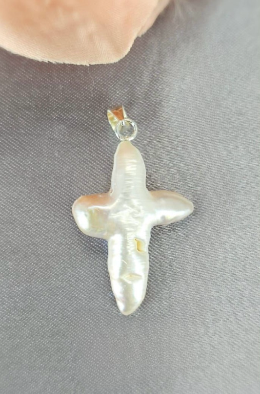 Cross freshwater pearl pendant