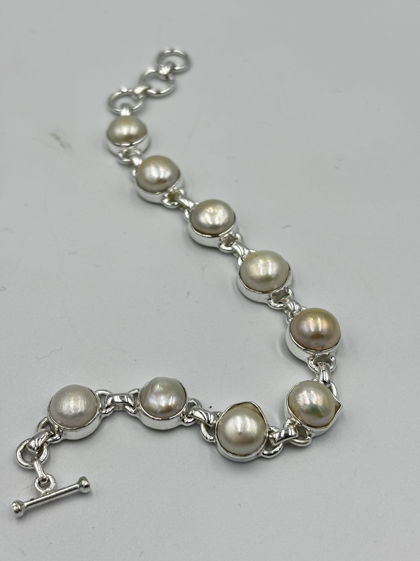 Stunning pearl bracelet