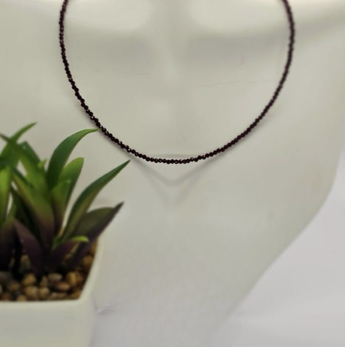 Stunning Garnet Semi Precious stone necklace