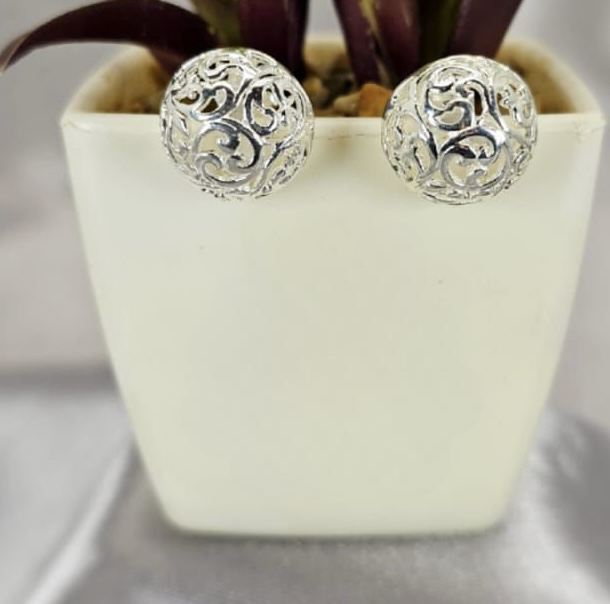 14mm Filigree ball studs
