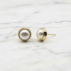 Gold Stud Earrings With Freshwater Pearl - Terciany 
