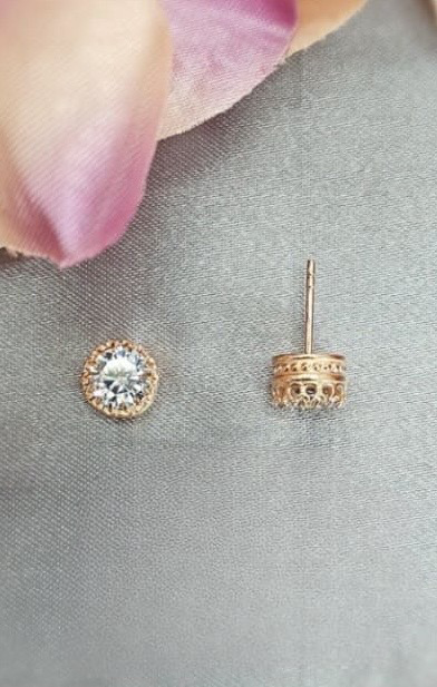 Rose gold cubic zirconia stud earrings