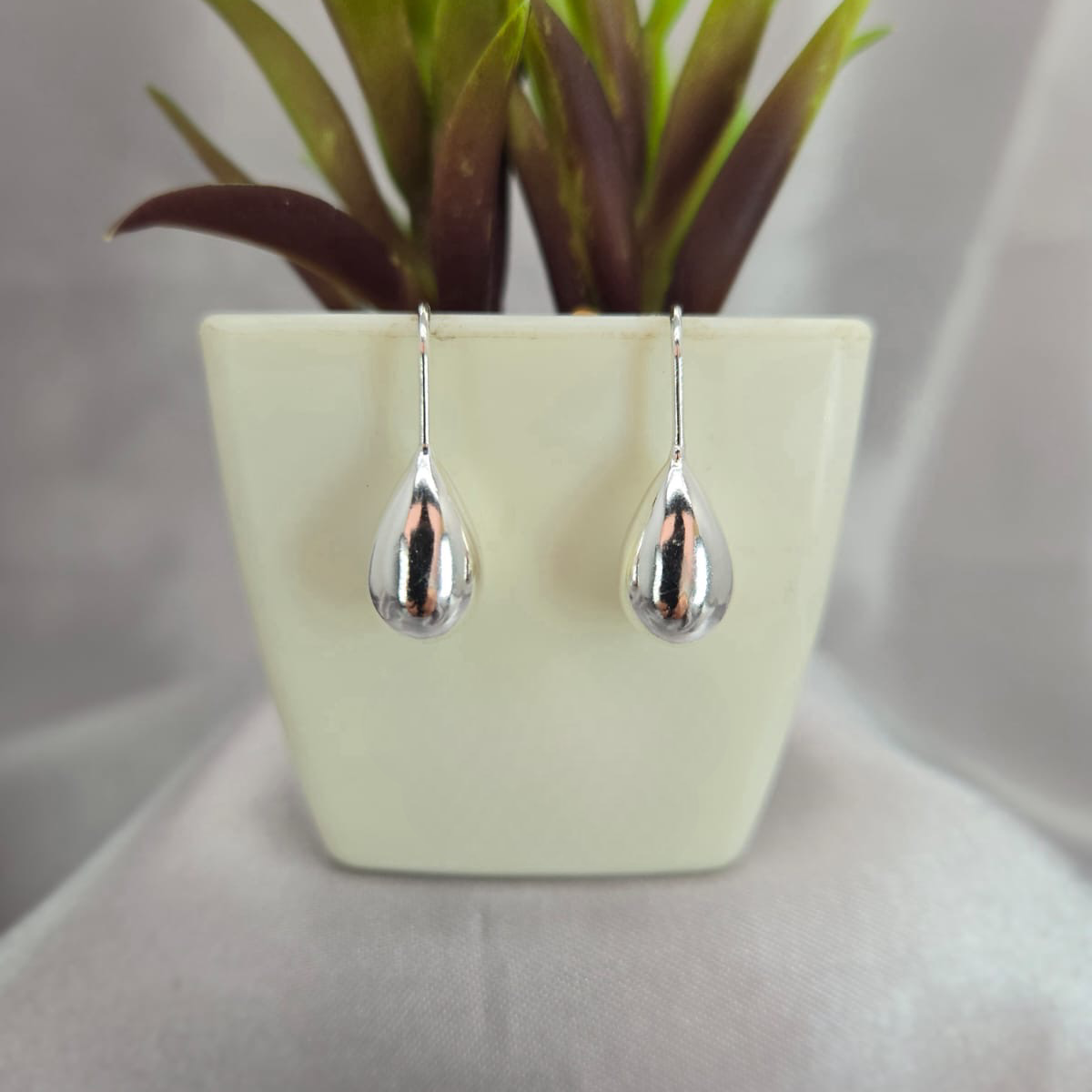 Oval Drop Earrings