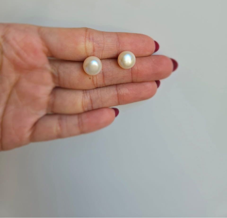 10-11 mm freshwater pearl stud earring