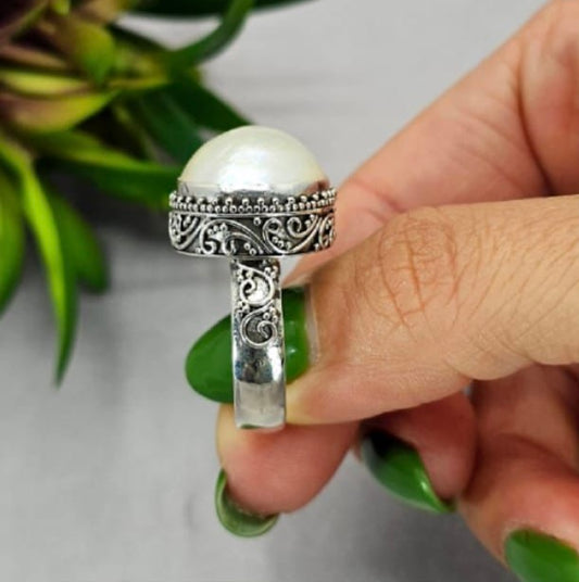 17mm white Mabe Pearl ring with filigree detail