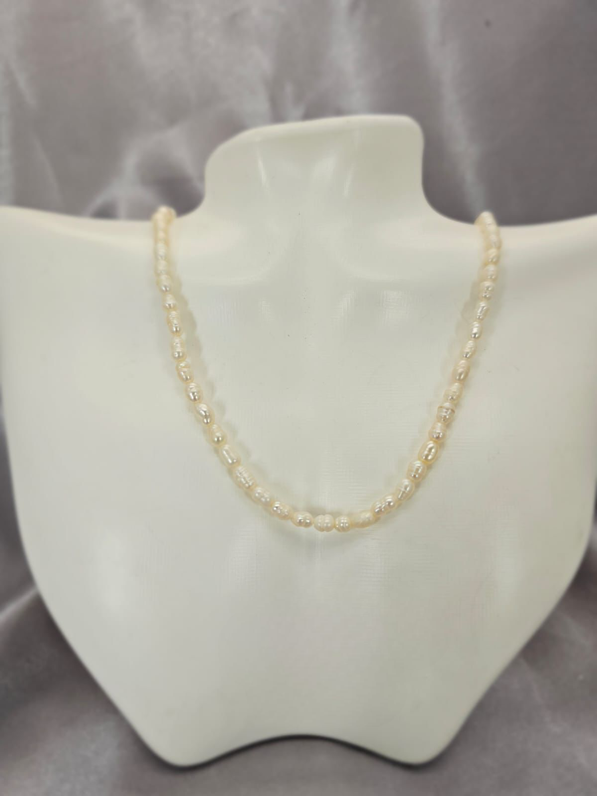 Freshwater pearl necklace