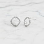 Square Stud With Cubic Zirconia Pavé And Three Freshwater Pearls - Terciany 