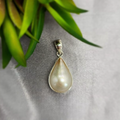 22X15Mm White Mabe Teardrop Pearl Pendant - Terciany 