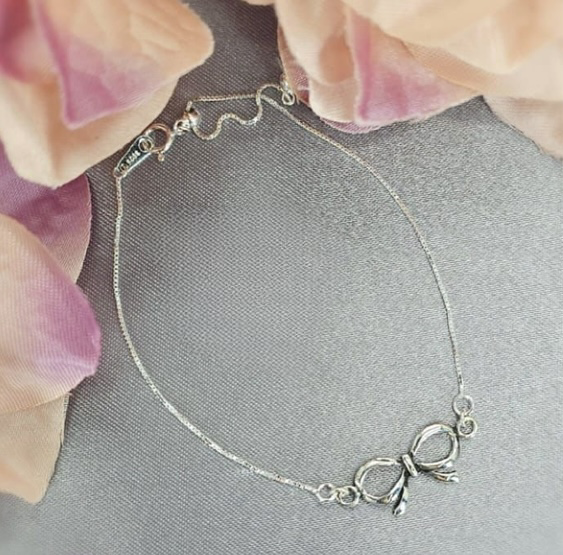Bow Bracelet