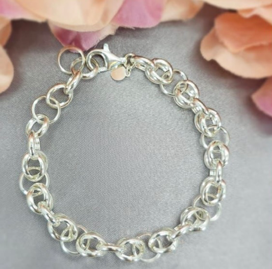 Sterling silver knot bracelet