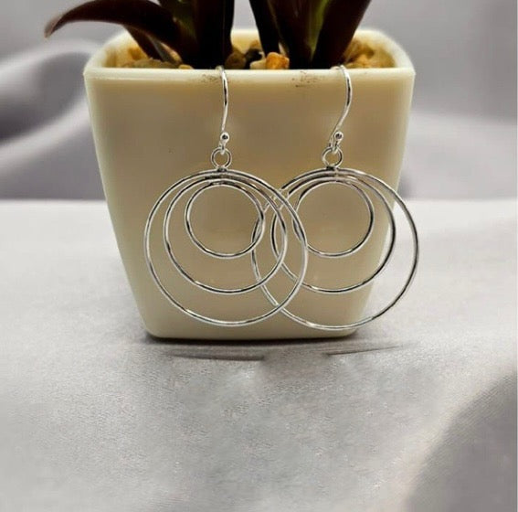 Three circle drop earring