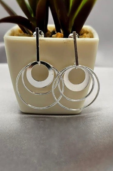 Modern Three circle earrings