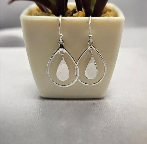 Oval drops with teardrop silver