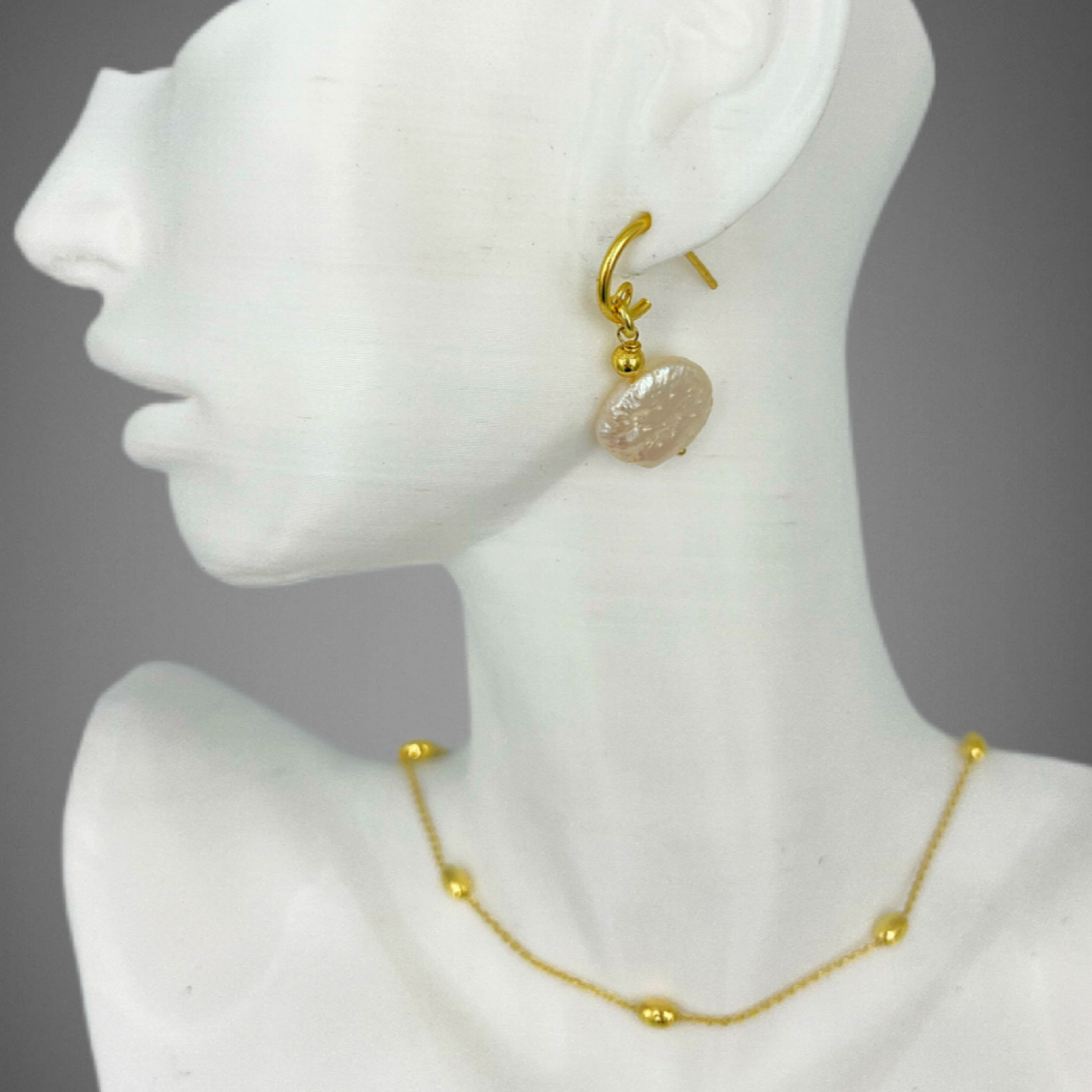 Stunning Gold Plated On Sterling Silver Pretty Woman Earrings With Beautiful Coin Pearl Attachments
