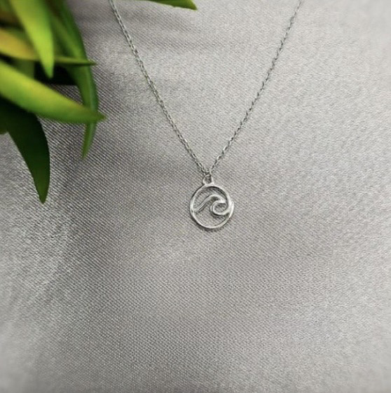 Wave In Circle Necklace
