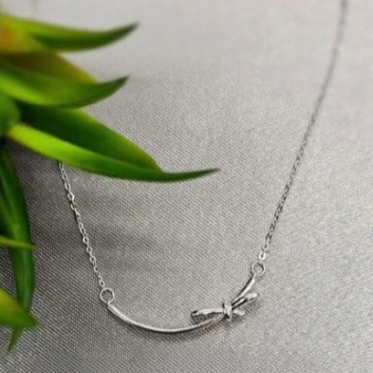 Necklace With Little Knot