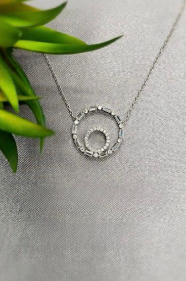 Classical Double cubic zirconia circle necklace