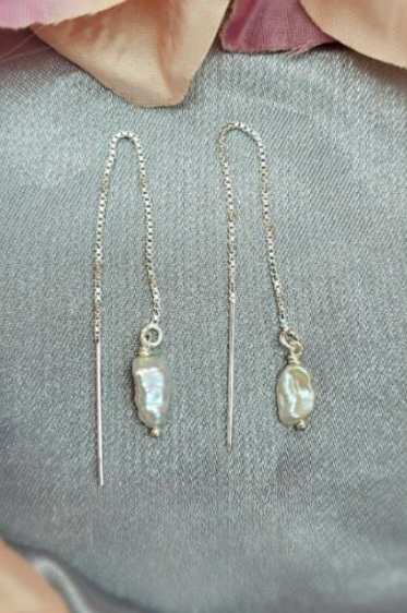 Freshwater pearl thread earrings