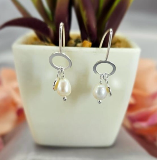 Sterling silver drop earring with pearl charm