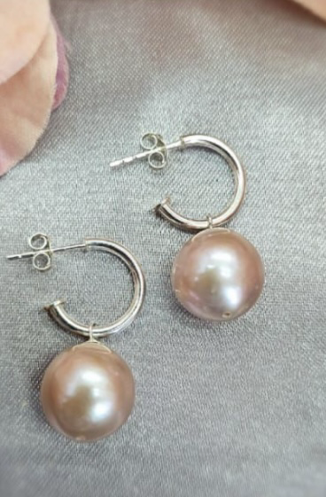 Sterling silver pretty woman 12mm hoops with pretty golden brown freshwater pearls