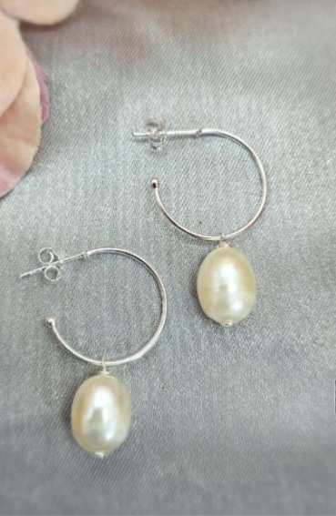 Sterling silver pretty woman earrings with 13mm oval freshwater pearls