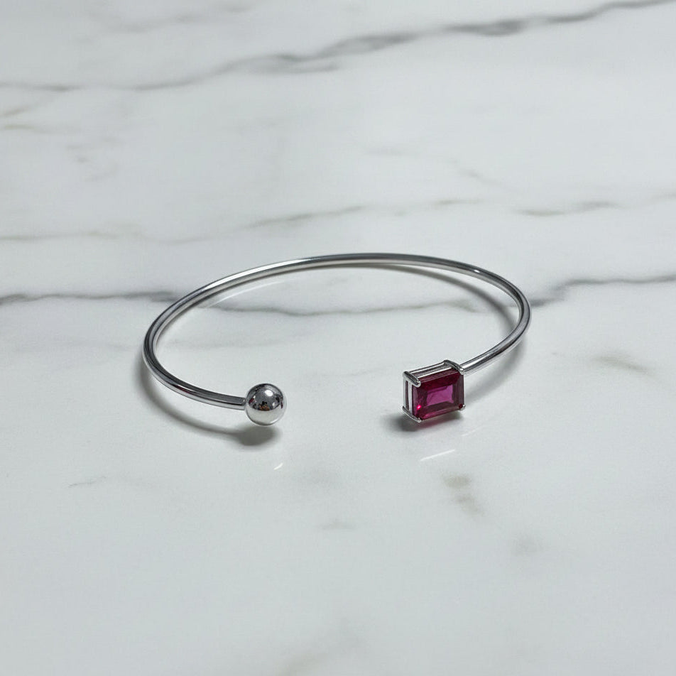 Bracelet with Ruby rectangular stone on end