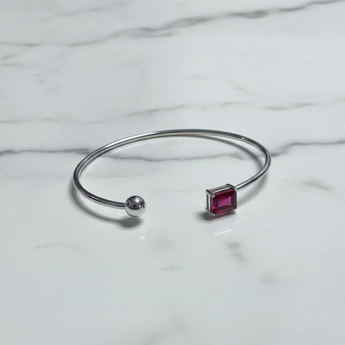 Bracelet with Ruby rectangular stone on end