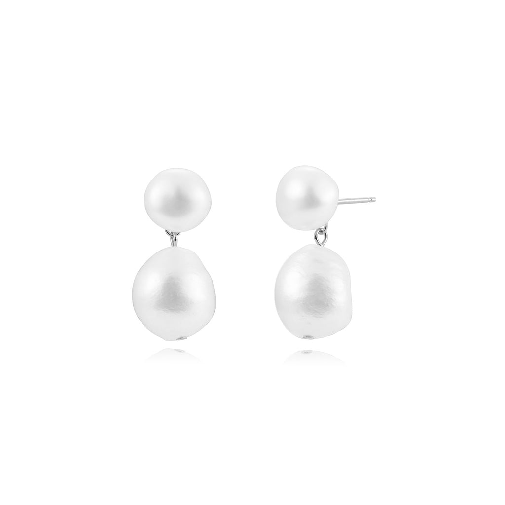 25mm Pearl drop earrings