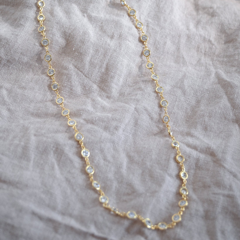 Gold Necklace With Cubic Zirconia Detail In Chain