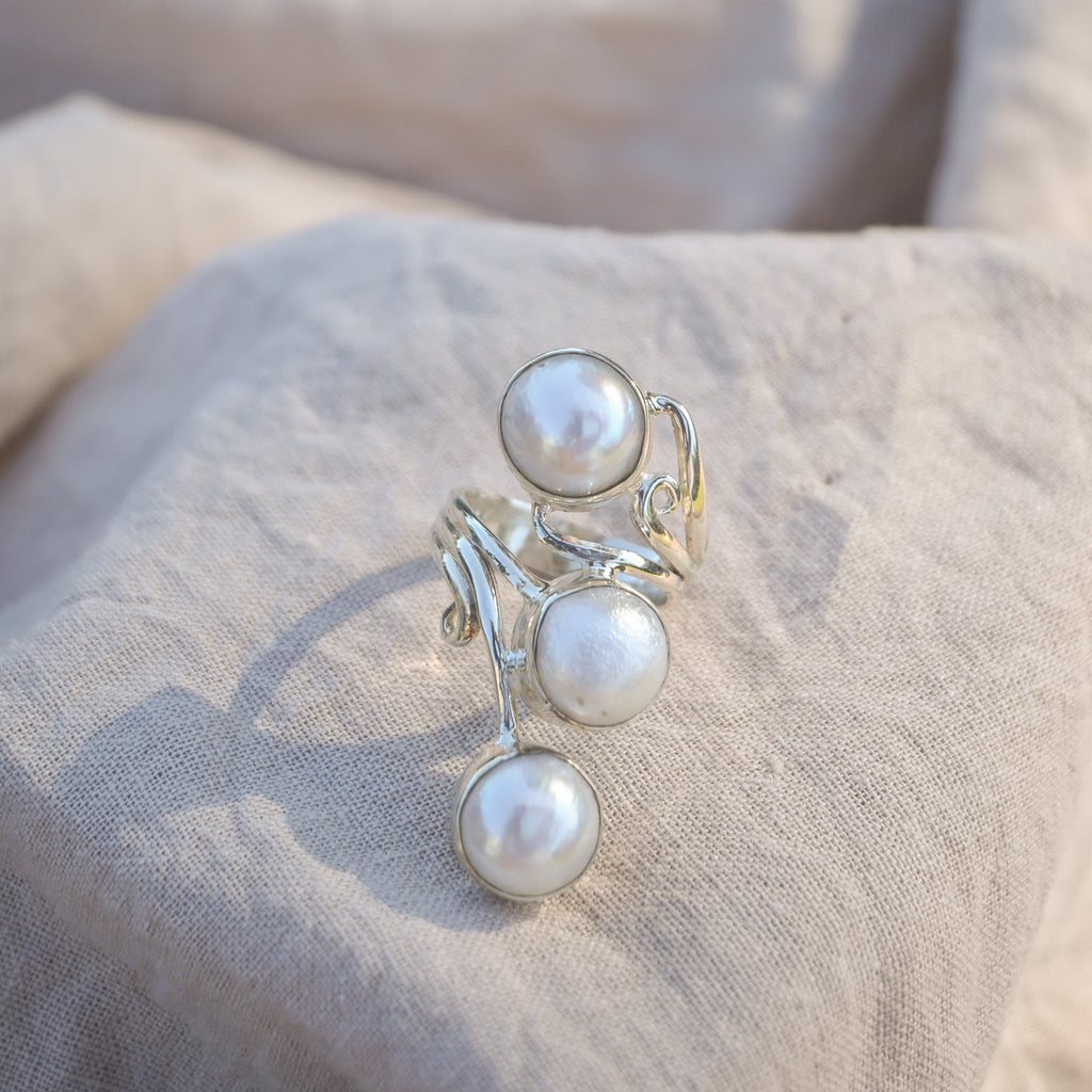 Statement Three Pearl Ring